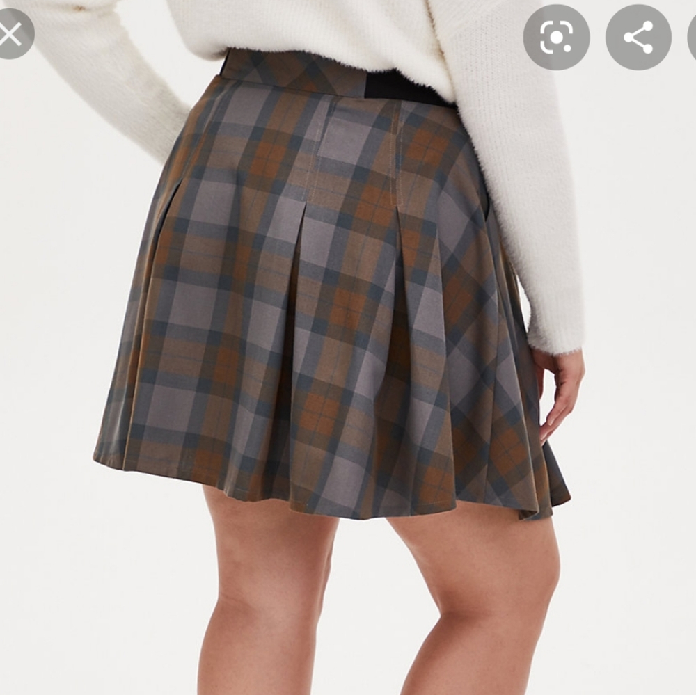 Torrid Outlander Fraser Plaid Skater Skirt 3x Pockets - Picture 2 of 11
